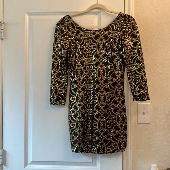 Gorgeous black and gold sequin dress - Picture 2 of 4